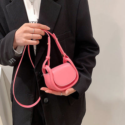 Şık ve Minimalist Tasarım Mini Çanta